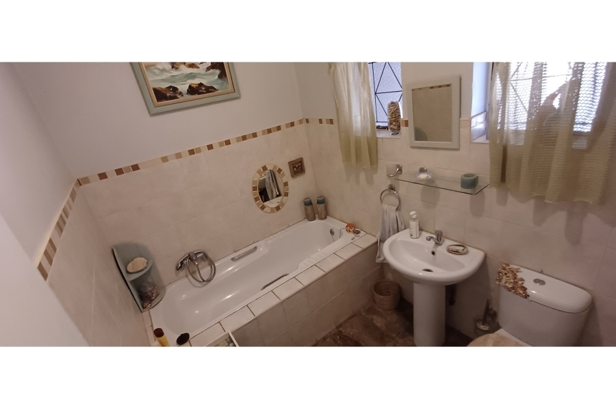 4 Bedroom Property for Sale in Doorn Free State